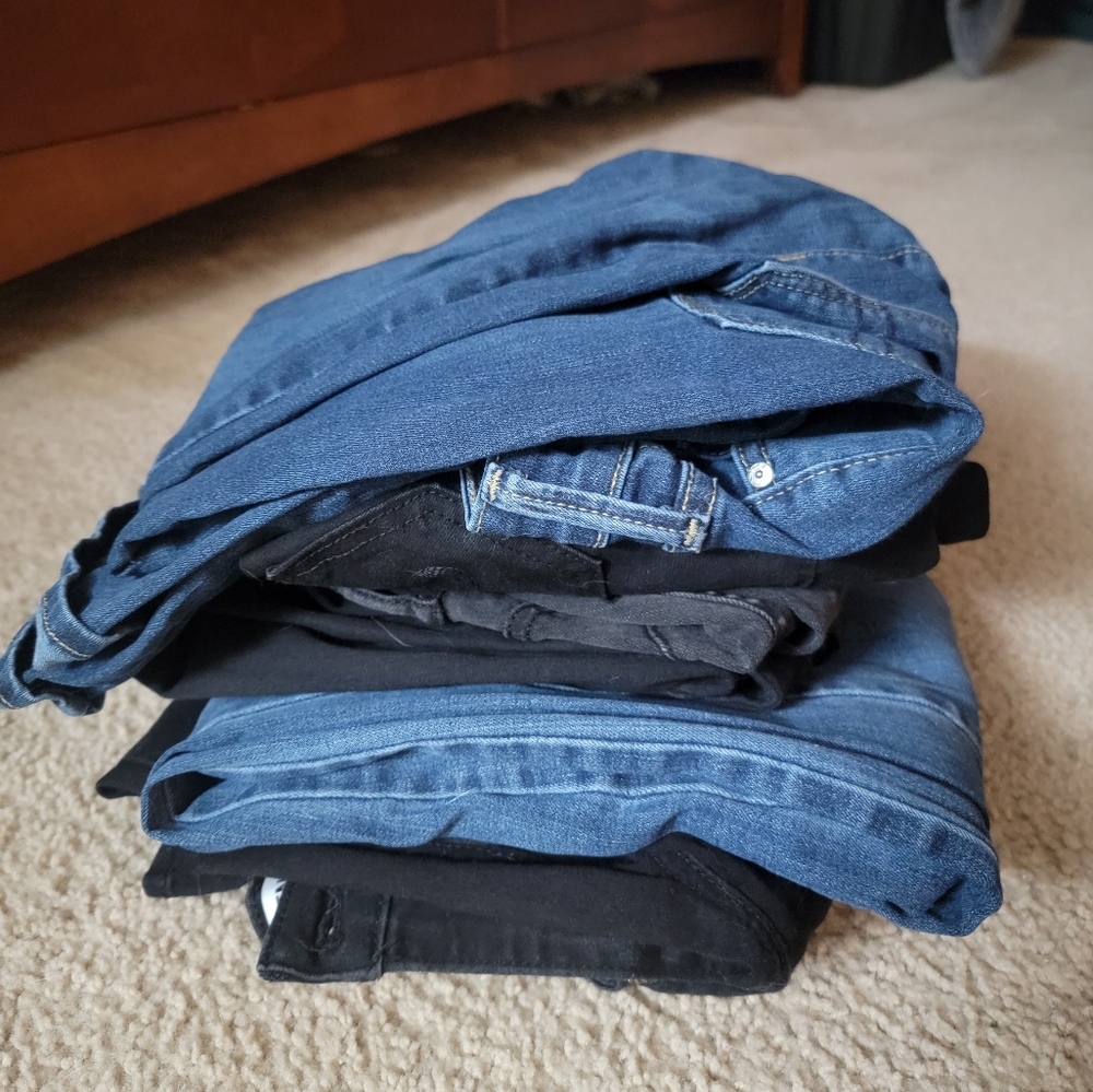 Bundle of women's jeans